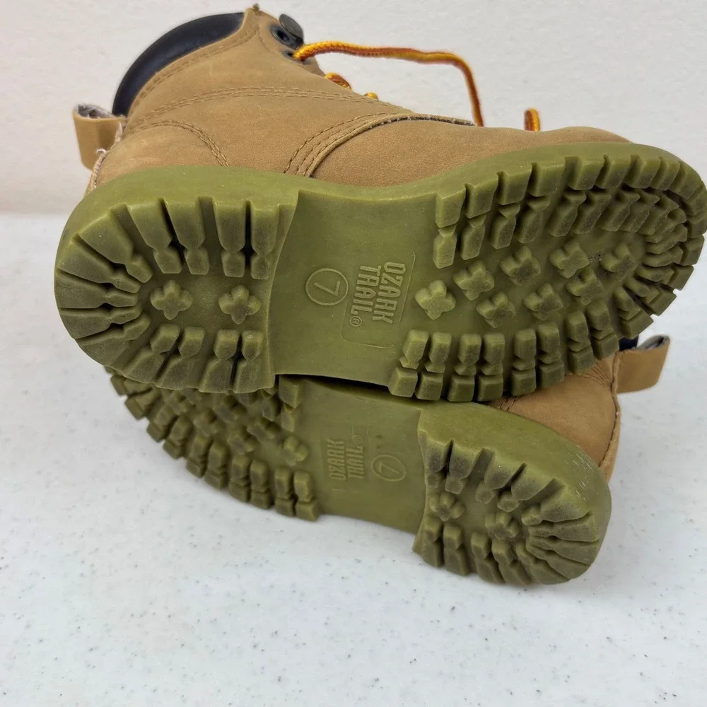 Ozark Trail‎ Dale Toddler Boys Wheat Work Boots Size 7 Tan Lace Up Lug Sole